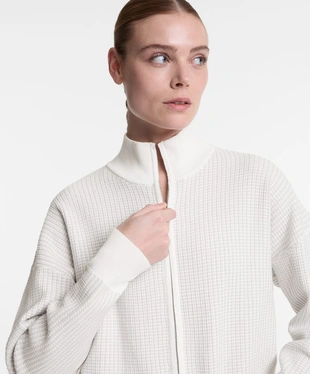 Трикотажная куртка с высоким воротником- Заказать в России