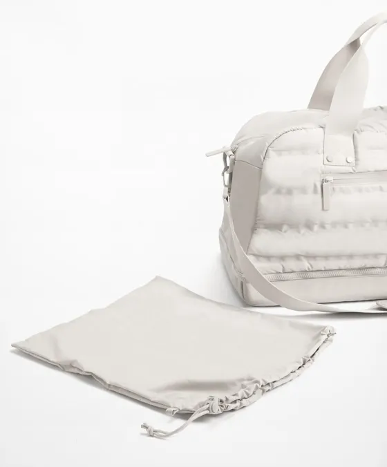 Стеганая спортивная сумка