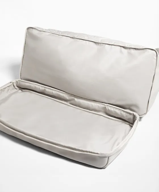 Стеганая спортивная сумка