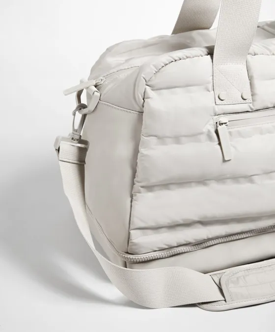 Стеганая спортивная сумка