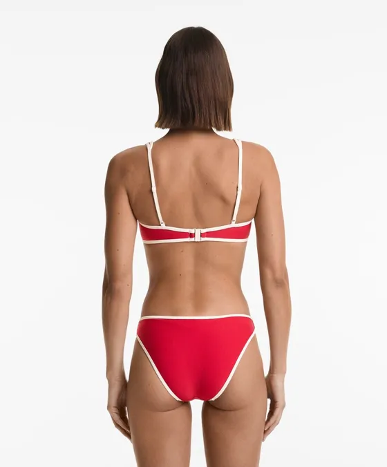 Классические плавки бикини с контрастной окантовкой