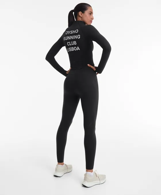 Casaco técnico light warm costuras Oysho Running Club Lisboa
