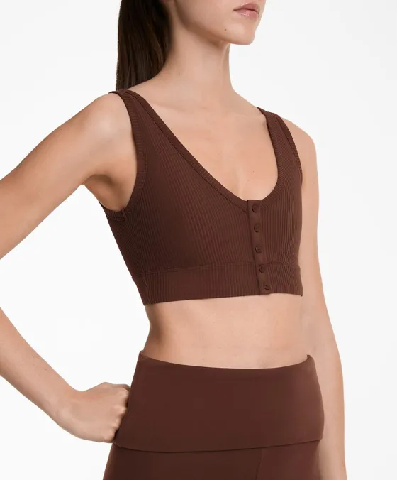 Топ Comfortlux с вырезом хенли и открытой спинкой, ткань в рубчик