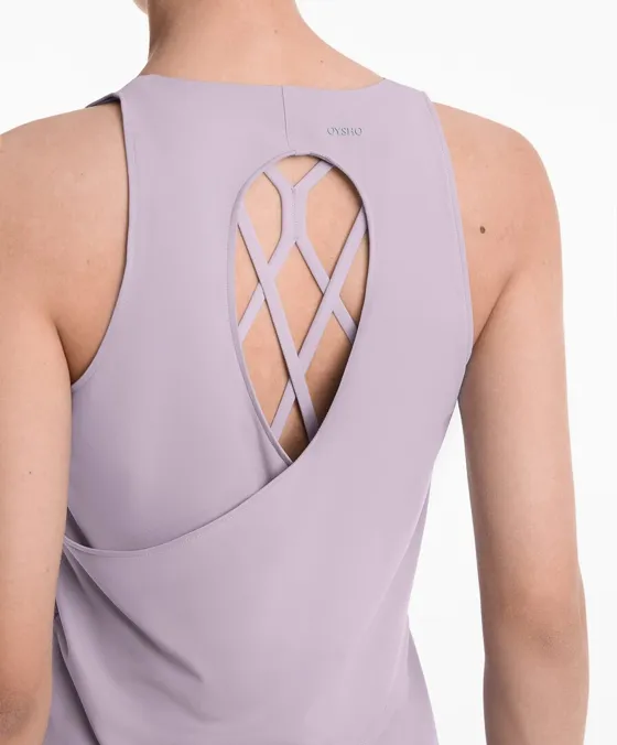 Топ Comfortlux с перекрестными деталями на спине