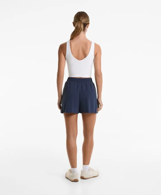 Топ-майка с рельефным узором «косы»