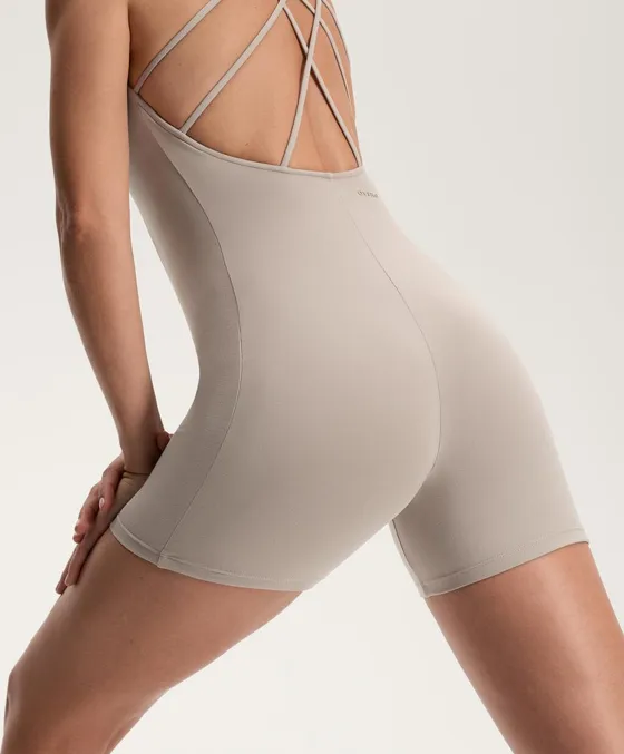 Короткий комбинезон Comfortlux на бретелях