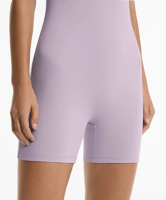 Macacão curto Comfortlux com alças duplas