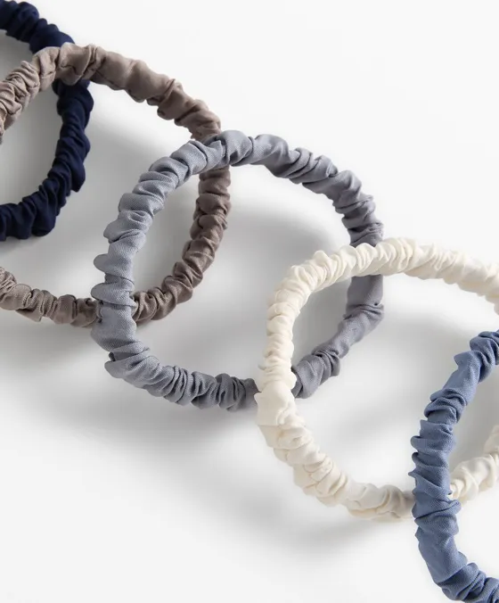 5 резинок для волос