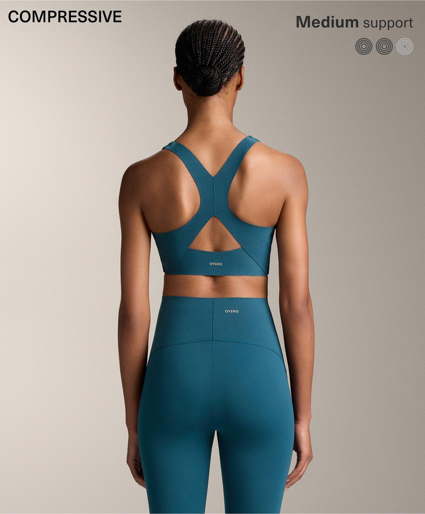 Бюстгальтер Compressive с чашками и средней степенью поддержки