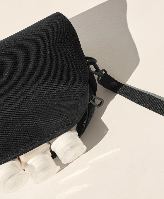 Косметичка из сетки