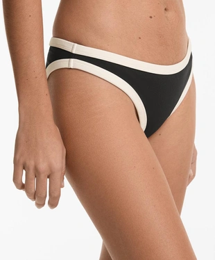 Классические плавки бикини с контрастной окантовкой- Заказать в России
