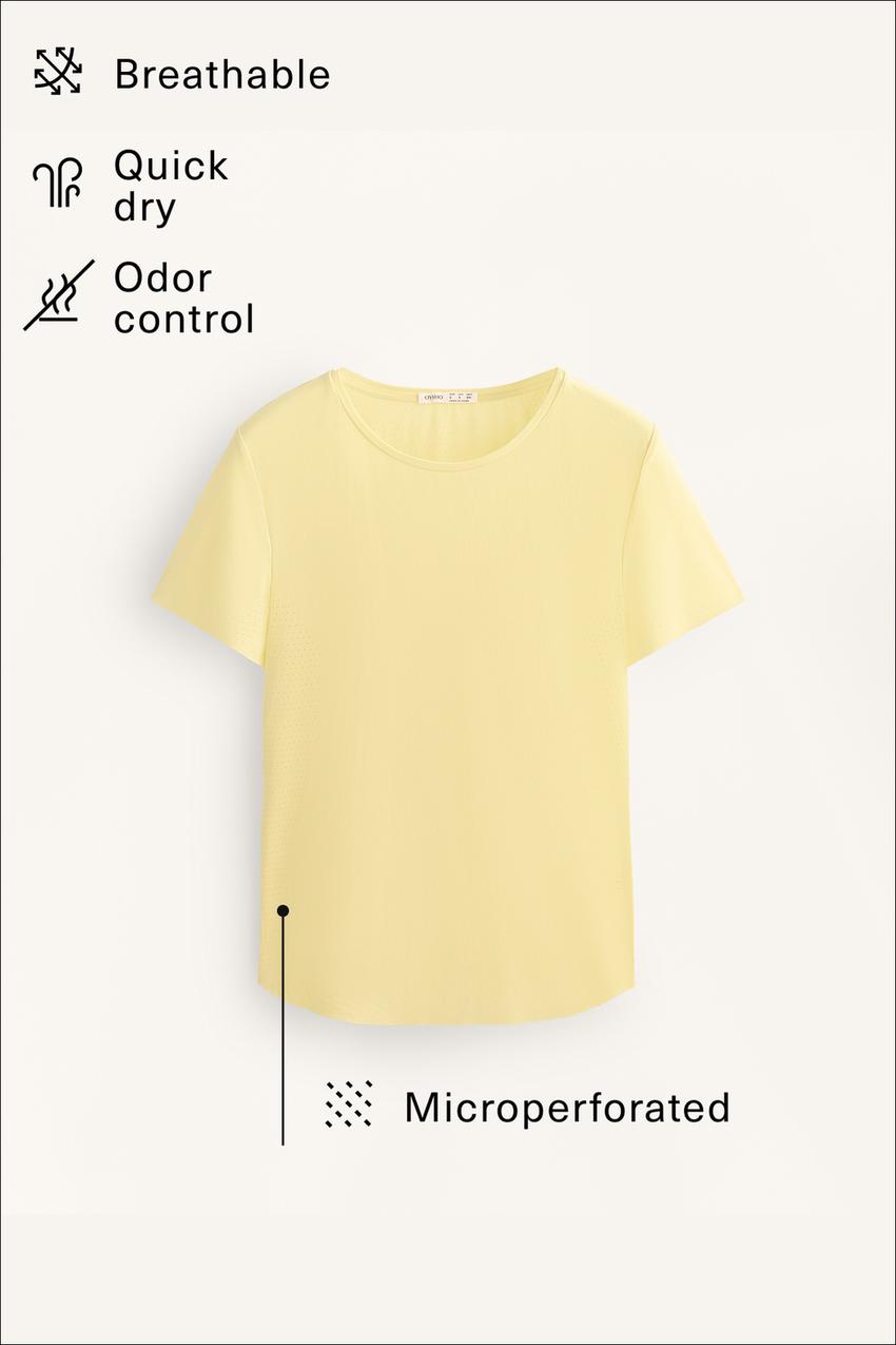 Футболка с короткими рукавами и микроперфорацией
