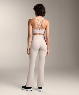 MEDIUM-SUPPORT COMFORTLUX SPORTS BRA WITH CUPS- Заказать в России