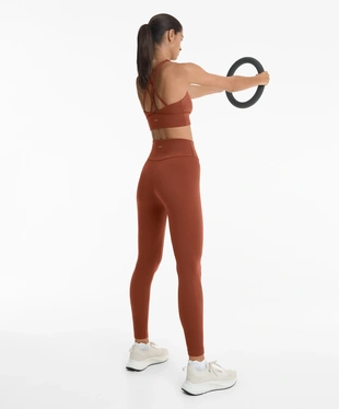 MEDIUM-SUPPORT COMFORTLUX SPORTS BRA WITH CUPS- Заказать в России