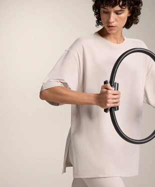 Футболка из хлопково-вискозного микса с коротким рукавом- Заказать в России