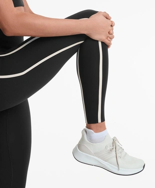 Универсальные кроссовки для разнообразных активностей- Заказать в России