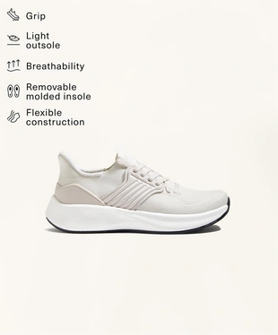 Универсальные кроссовки для разнообразных активностей- Заказать в России