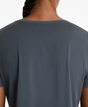 MICROPERFORATED SHORT-SLEEVED TECHNICAL T-SHIRT- Заказать в России