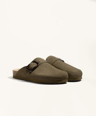 BUCKLED SPLIT-LEATHER MULES- Заказать в России