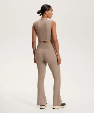 HIGH-RISE COMFORTLUX RIB FLARE TROUSERS- Заказать в России