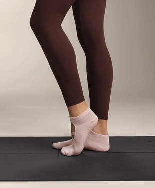 2 PAIRS OF COTTON BLEND YOGA AND PILATES SOCKS WITH CROSSOVER STRAPS- Заказать в России