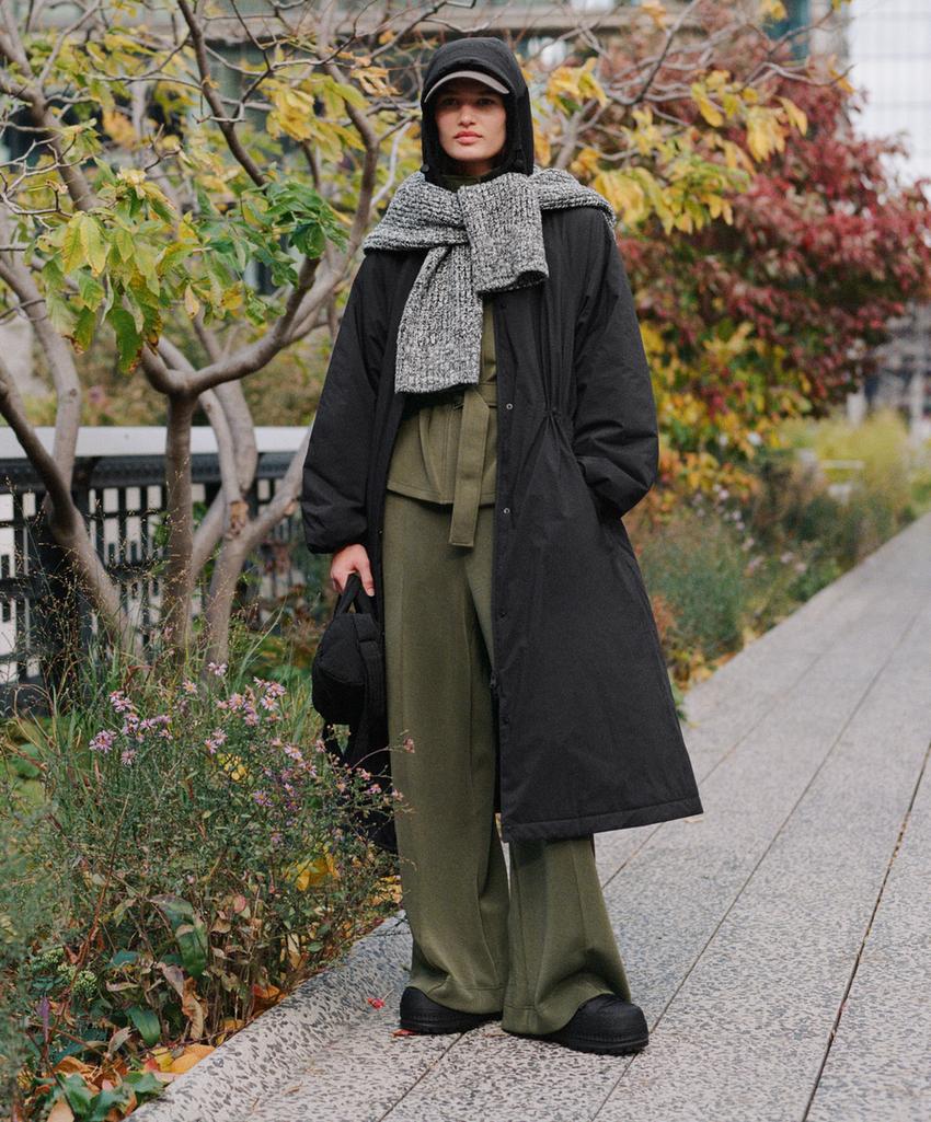 Широкие брюки с высокой посадкой из мягкого модала