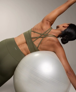 COMFORTLUX MEDIUM SUPPORT SPORTS BRA WITH CUPS- Заказать в России