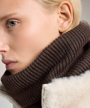 RIB KNIT SNOOD- Заказать в России