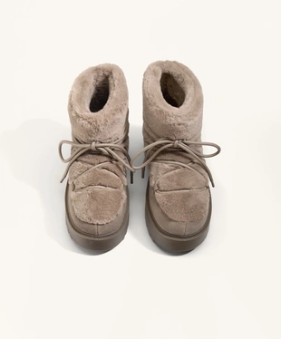 FAUX-FUR AND SPLIT-LEATHER LACE-UP BOOTS- Заказать в России