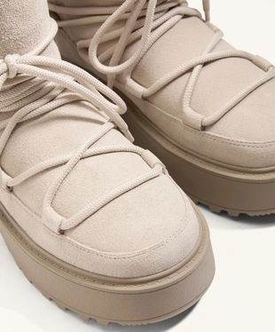 SPLIT-LEATHER PLATFORM BOOTS WITH FLAP- Заказать в России