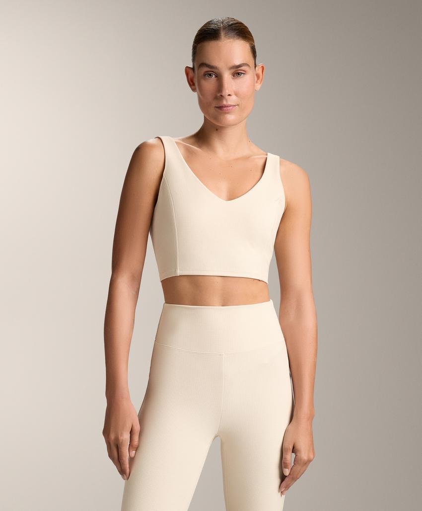 Топ в стиле вафельного переплетения с v-образным вырезом