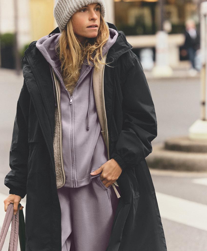 Куртка с капюшоном и деталями из меланжа из модала