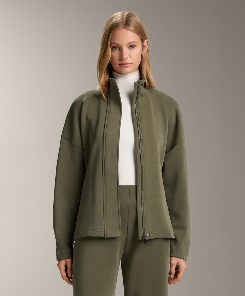 Пальто на поясе из мягкого модала