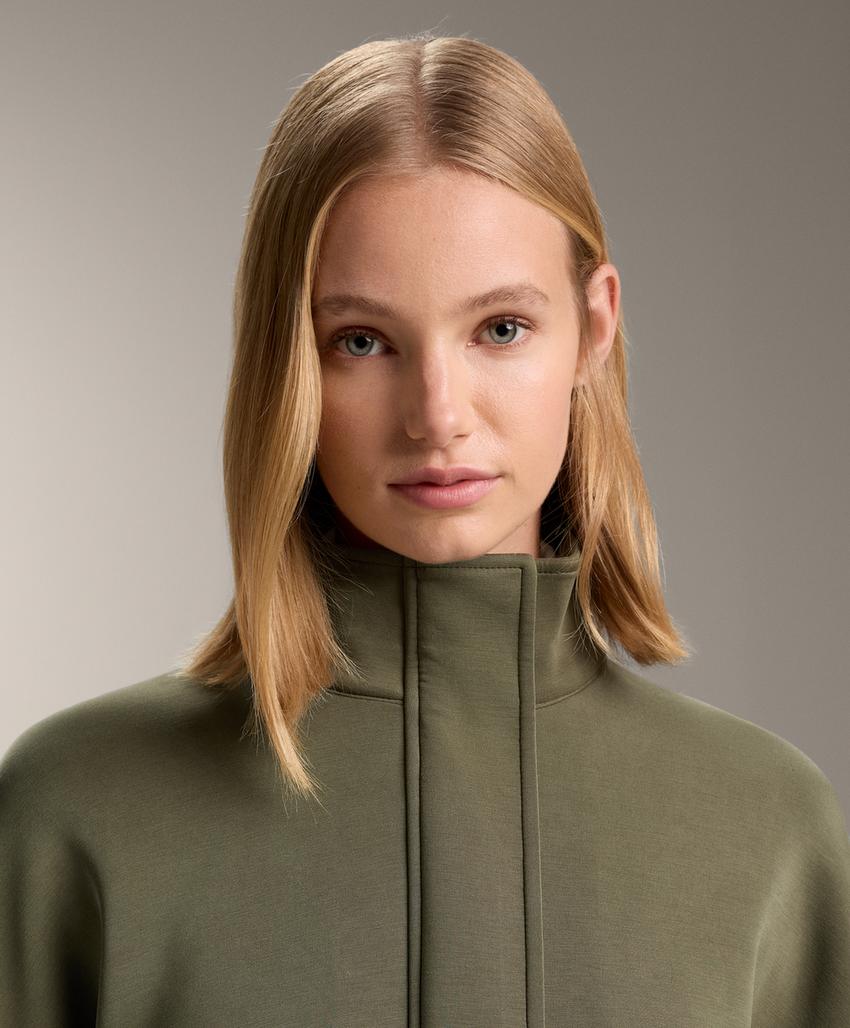 Длинная пальто на поясе из мягкого модала