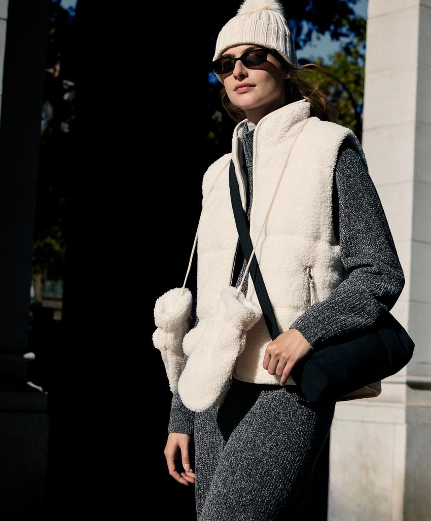 Стежковый жилет из искусственного меха