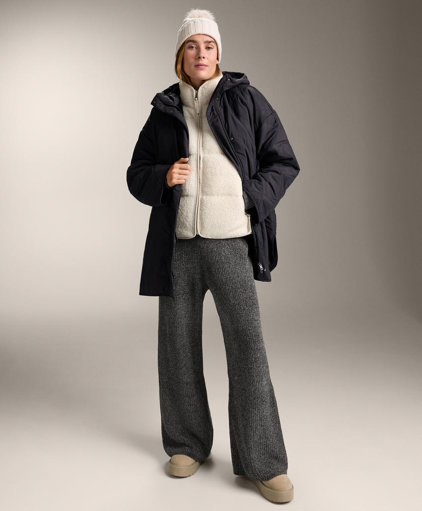 Стежковый жилет из искусственного меха