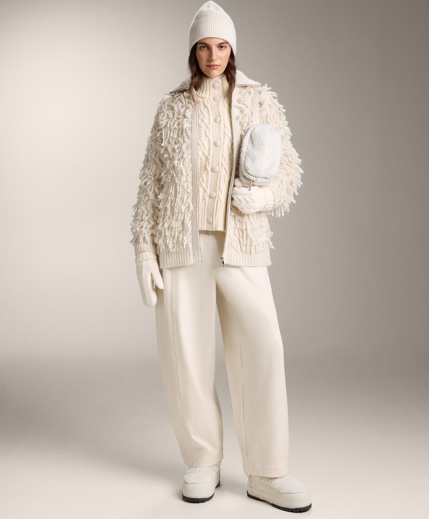 Вязаная куртка-бомбер с пуговицами