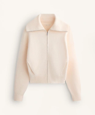 Вязаное пальто с высоким воротником- Заказать в России