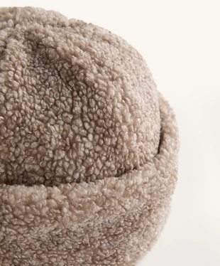 FAUX-SHEARLING HAT- Заказать в России
