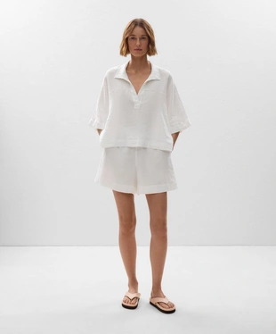 Рубашка оверсайз с короткими рукавами из 100%-го льна- Заказать в России