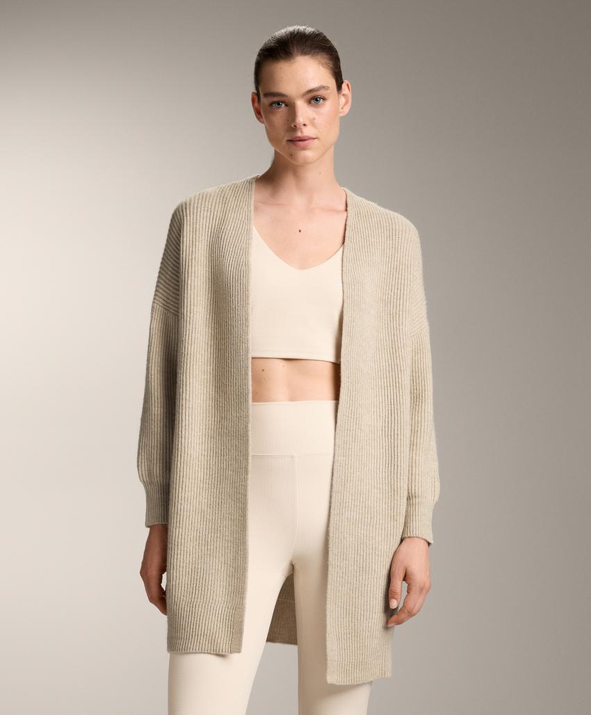 Длинный кардиган из ребристого трикотажа