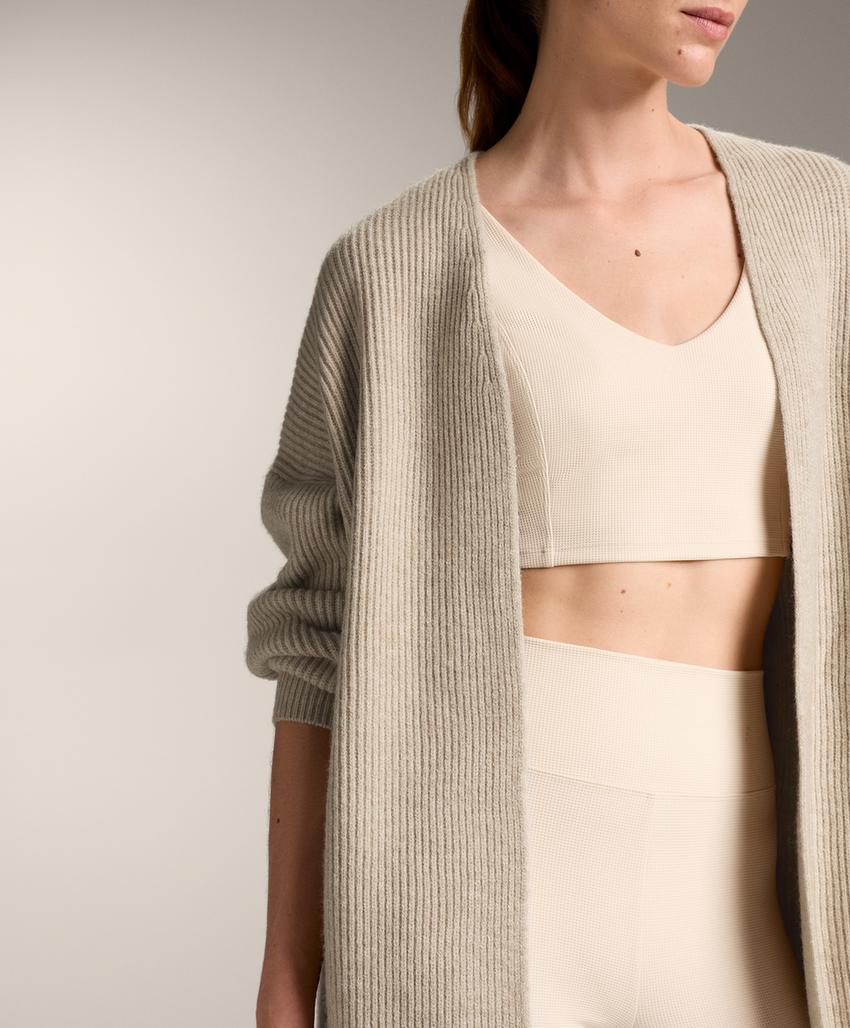 Длинный кардиган из ребристого трикотажа