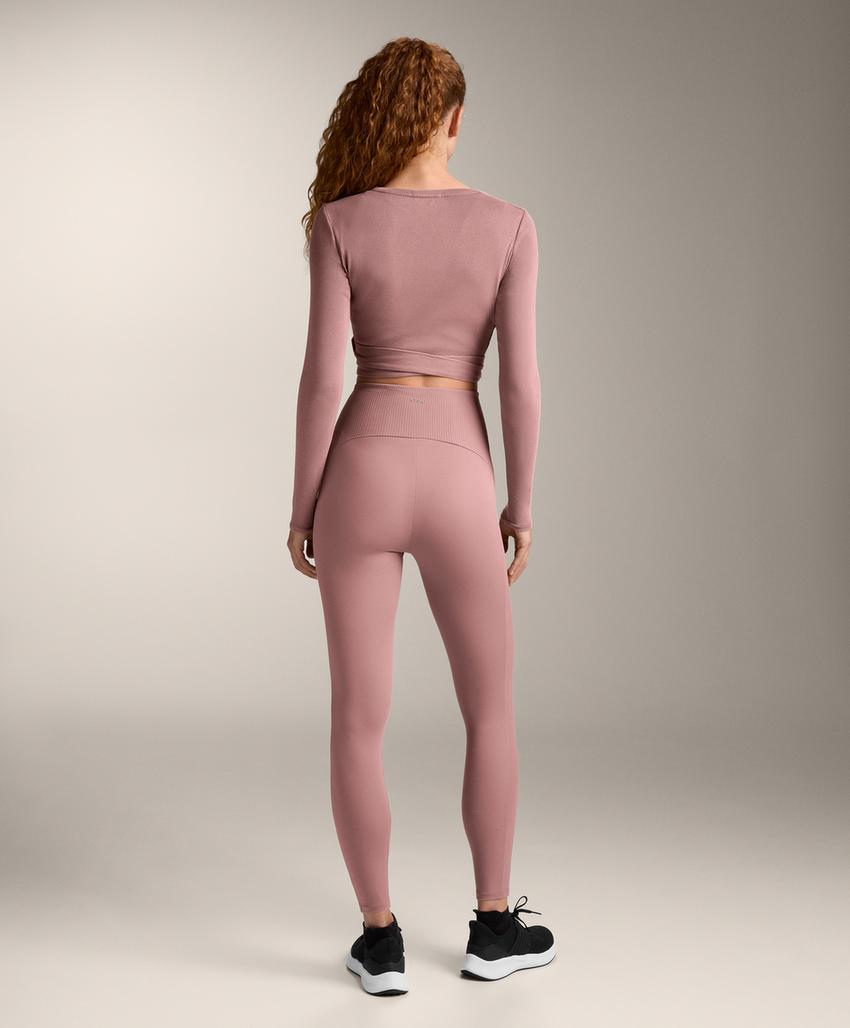 Топ-виклейка из смесового хлопка