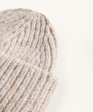 FLECKED KNIT BEANIE- Заказать в России