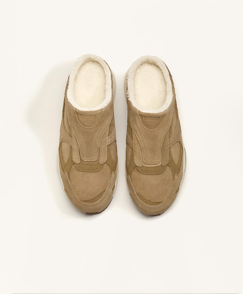 Беззащипные кроссовки в стиле бега