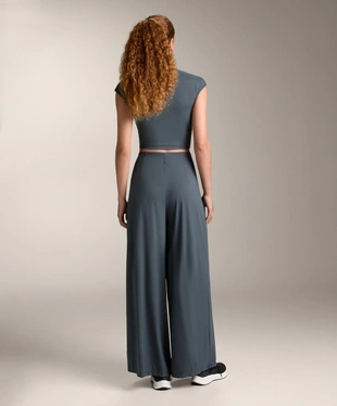 Широкие брюки LIGHT TOUCH со свободными штанинами- Заказать в России