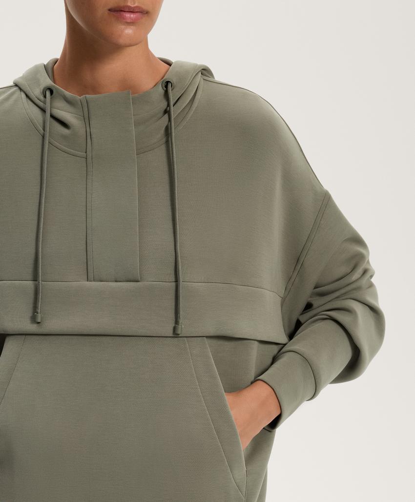 Толстовка на молнии из мягкого модала