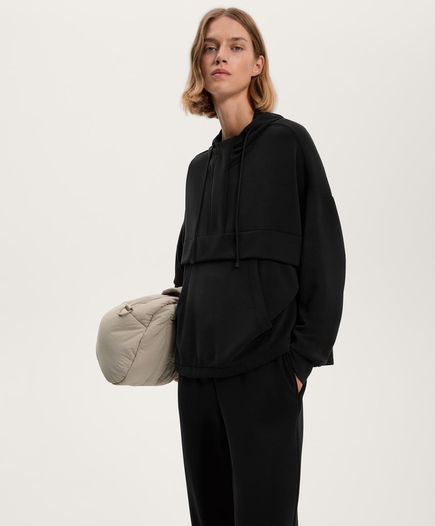 Толстовка на молнии из мягкого модала