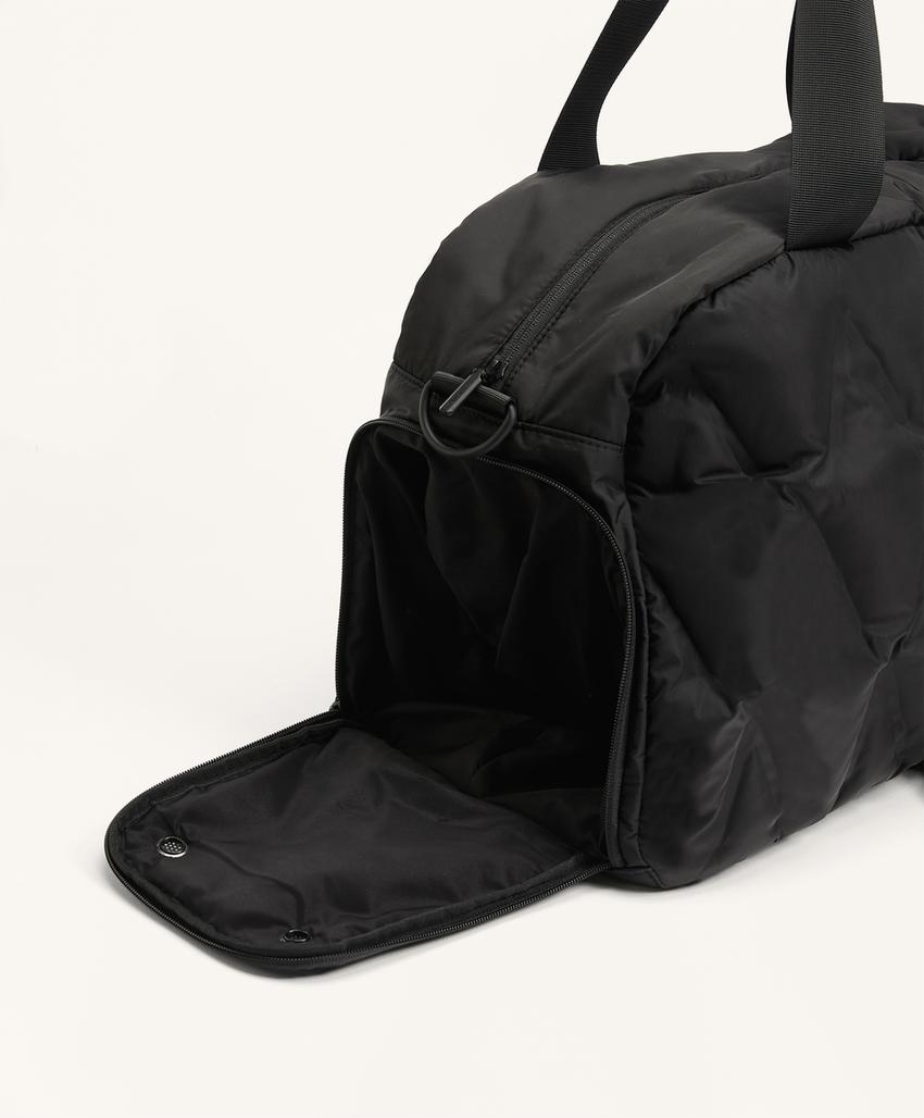 Стеганая высокотехнологичная спортивная сумка