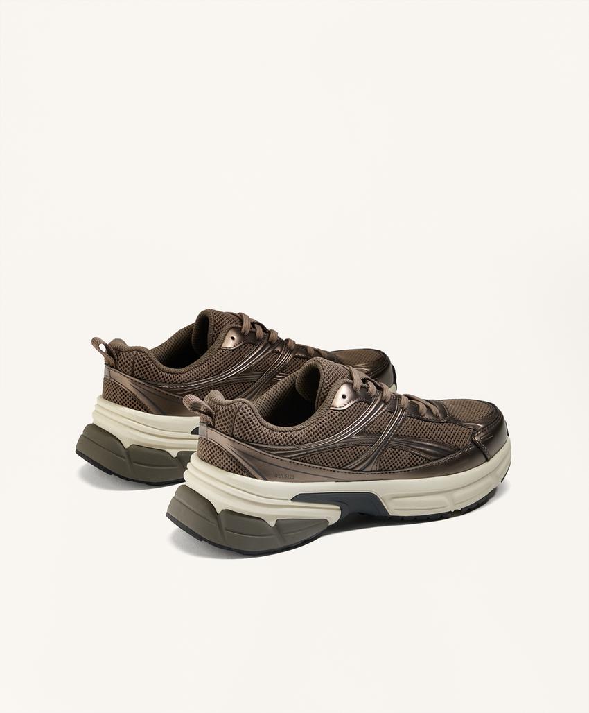 Кроссовки в стиле Running